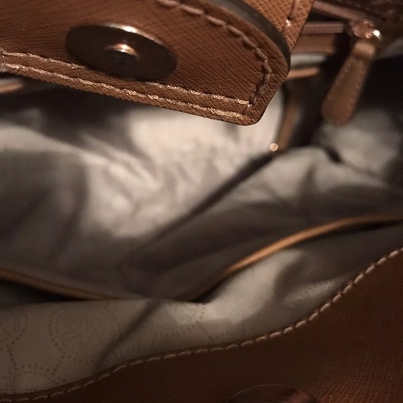 Michael Kors Hamilton Specchio Luggage Gold Trim Handbag Tote - Picture 8 of 9